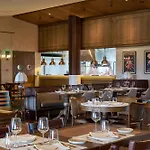 Les Hotel